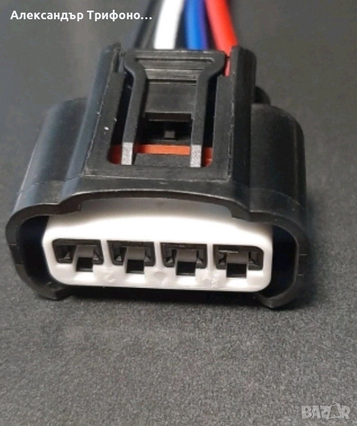 Букса конектор с кабел за запалителна бобина Toyota Lexus Peugeot 107/108 Citroen C1 OEM 90980-11885, снимка 1