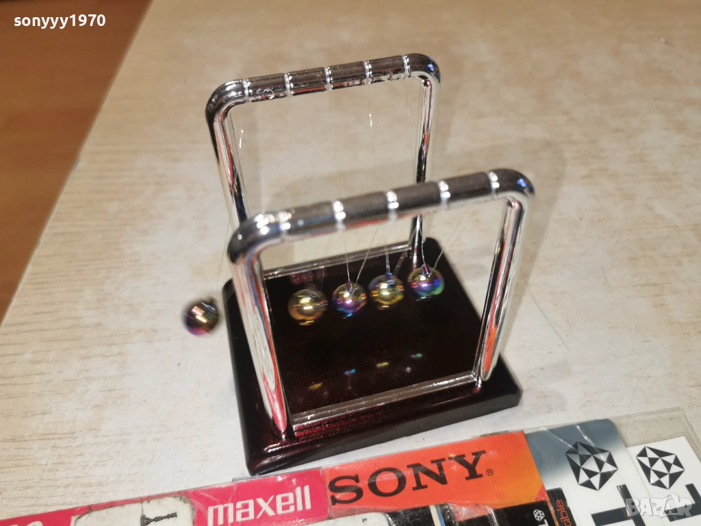 Люлката на Нютон хамелеон 9х9х8см 1601261335, снимка 1