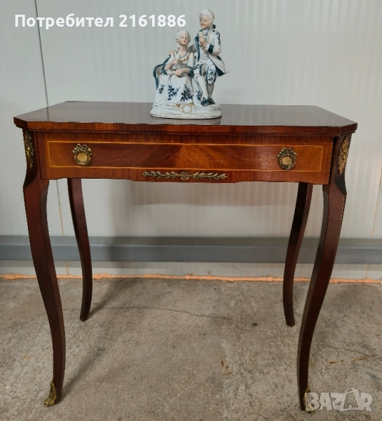 Помощна/ конзолна маса с месингови елементи , снимка 1