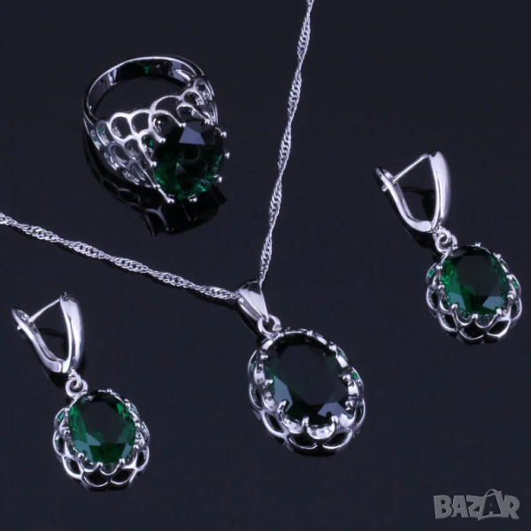 Сребърен комплект обици, колие и пръстен със смарагди, снимка 1