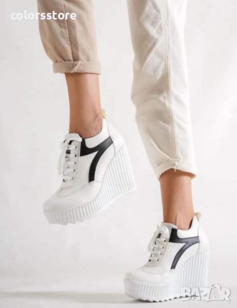 Боти на платформа - бяла кожа с черна лента - NO4, снимка 1