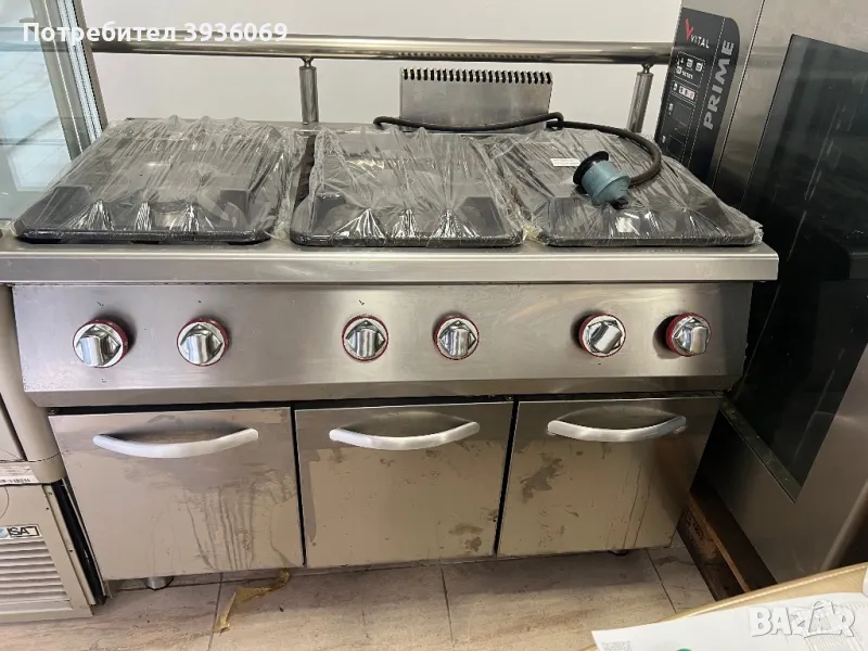 Професионална газова печка с 3 котлона, снимка 1