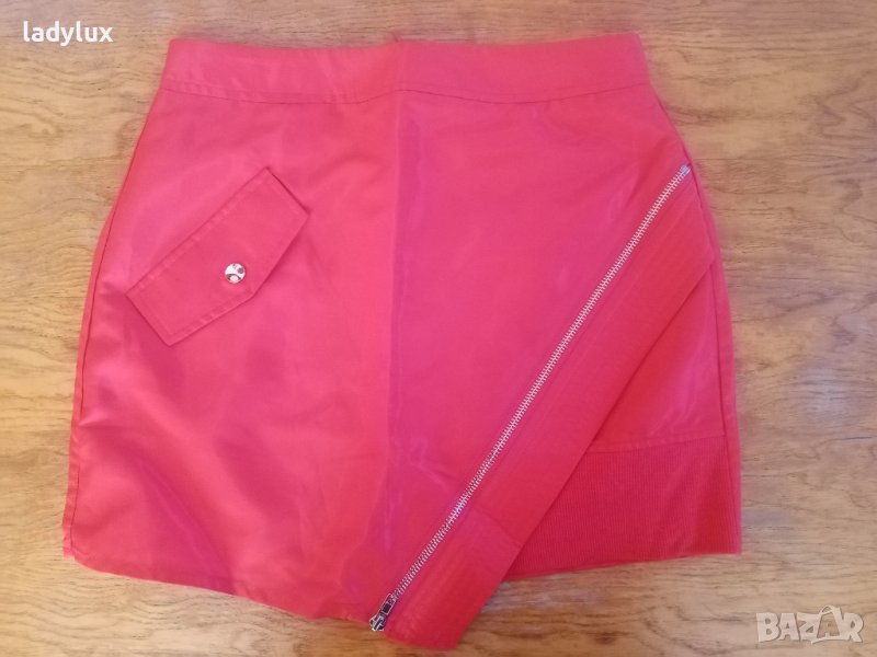 LE LIS Collection, S, Оригинална Червена Пола. Код 2121, снимка 1