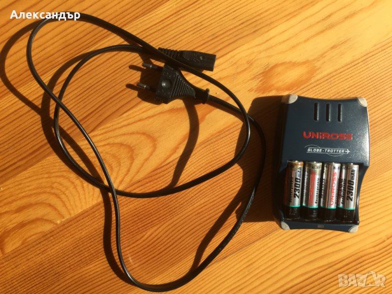 Зарядно за акумулаторни батерии, снимка 1