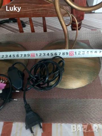 Стилни и красиви,антикварни, нощни лампи.Обявената цена е за двете., снимка 7 - Настолни лампи - 49612658