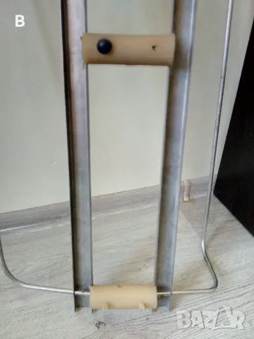 Багажник части за заден капак Шкода 120 LS, снимка 4 - Аксесоари и консумативи - 49229522