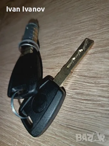 Нов Патрон с OEM 71771348 с 2 ключа за Алфа 156, 147, Гт, Фиат пунто, 500, панда, Добло. , снимка 3 - Части - 50074689