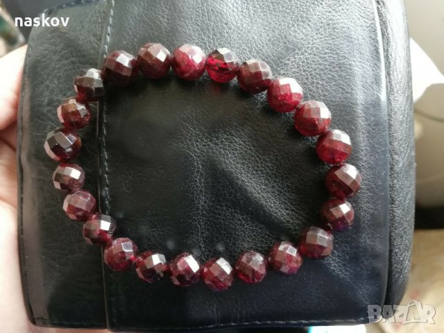 Гривни от гранат, какоксенит, снимка 3 - Гривни - 28493885