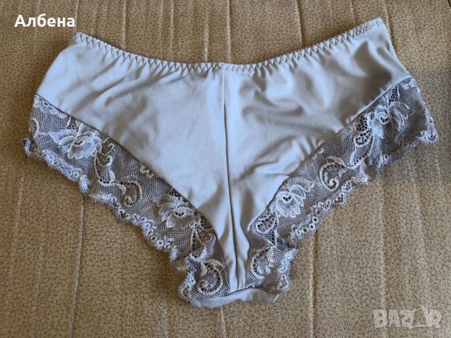 Дамски бикини с дантела Victoria’s secret, бразилиани Triumph, снимка 12 - Бельо - 32241533