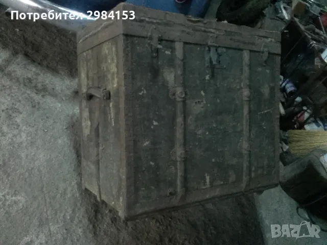 дървен куфар за багаж от царско време антика уникален