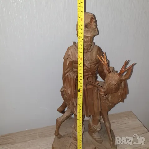 Стара красива дървена фигура ръчна изработка-елен и ловец, снимка 7 - Антикварни и старинни предмети - 49329404