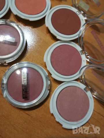 Продавам голям комплект тестери Seventeen-пудри, ружове, сенки, снимка 6 - Декоративна козметика - 39897036