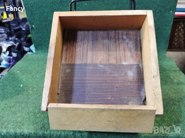 Дървен модел Unimog 1/16, снимка 10 - Антикварни и старинни предмети - 43016923