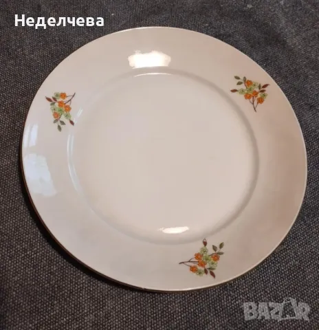 Сервиз за хранене, снимка 4 - Сервизи - 47143125