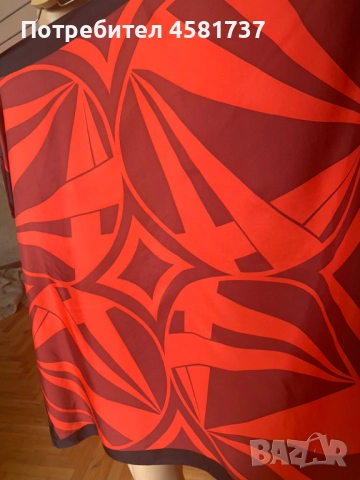 Копринен шал Uterqüe, снимка 5 - Шалове - 51742134