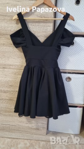  Малка черна рокля, снимка 2 - Рокли - 39050613