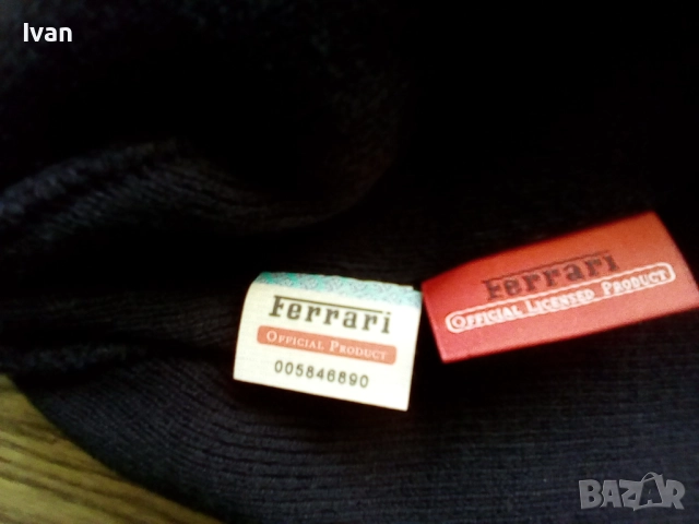 Зимна шапка Ferrari, снимка 2 - Шапки - 52631467