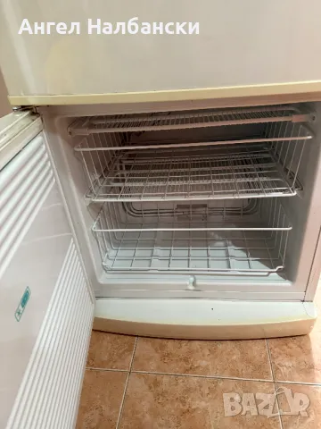 Хладилник с долен фризер Gorenje, снимка 3 - Хладилници - 48556036