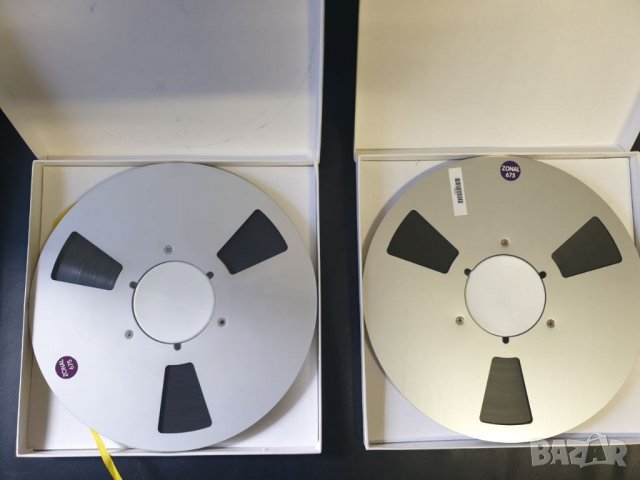 Лот от две 26,5см 10,5" метални магнетофонни ролки Zonal. В перфектно състояние. С ленти и кутии. Ко, снимка 2 - Други музикални жанрове - 39781365