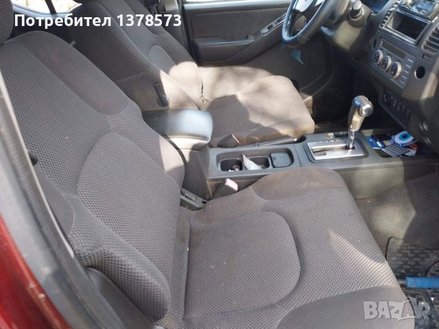 Nissan Navara 2.5 DCI, снимка 2 - Автомобили и джипове - 43706643