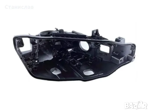 Дясна основа (корпус) за фар за BMW 3 F30 Facelift LCI (2016-2018), снимка 2 - Части - 47936207