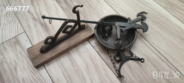 Малка месингова/ бронзова паланца за подправки.1947г., снимка 8 - Антикварни и старинни предмети - 48917892