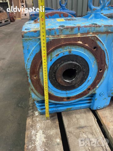 Мотор-редуктор/редуктори Nord, снимка 3 - Други машини и части - 44097013