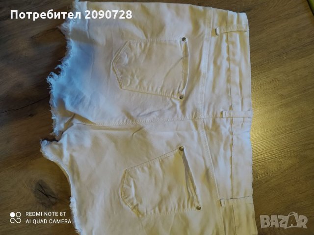 Нови дънкови панталонки, снимка 3 - Къси панталони и бермуди - 33550138