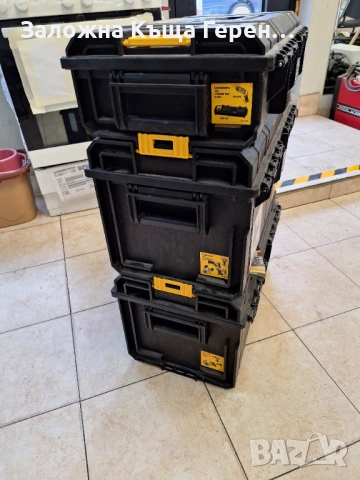 Комплект машини DeWALT DCK856P4 7 броя НОВИ!, снимка 3 - Куфари с инструменти - 53187118