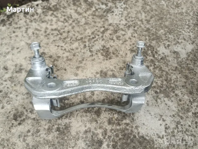 Преден десен спирачен апарат+държач за Киа Соренто -  дизел 2.5 CRDI 16 V - 140 к.с., снимка 12 - Части - 49965324