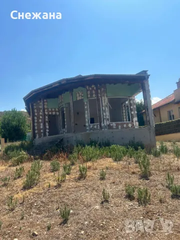 КЪЩА с дворно място в с. Марково - Пловдив, снимка 1
