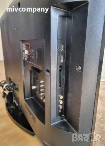 Телевизор 32'Sony KDL-32BX400, снимка 4 - Телевизори - 52214686