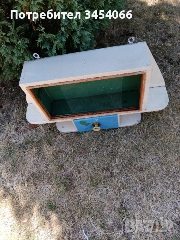 Аптечка, огледало, масичка и столче. , снимка 2 - Антикварни и старинни предмети - 51679060