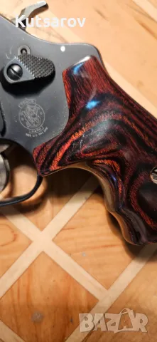 Продавам револвер „Смит и Уесън”, снимка 6 - Бойно оръжие - 49439175