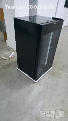 Хладилна витрина-Винарна , снимка 4 - Витрини - 50868791