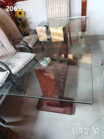 Маса стъкло плот