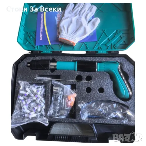 Мини пистолет за пирони с патрони - Компактен и мощен инструмент за монтаж, снимка 2 - Куфари с инструменти - 50397547