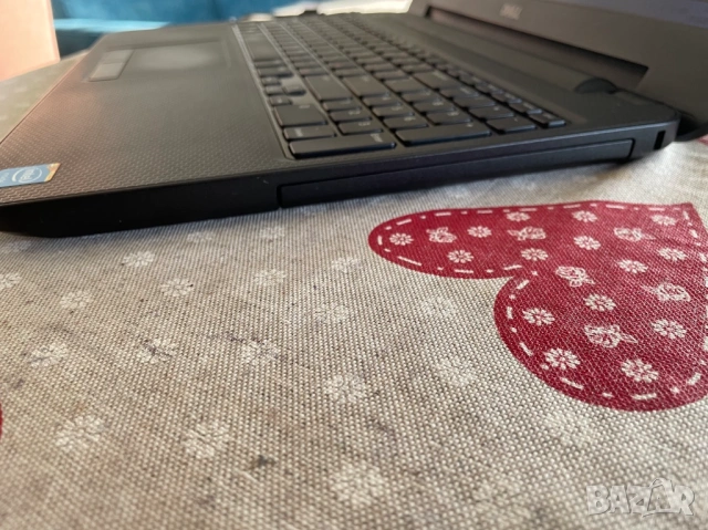 Лаптоп DELL Inspirion за ремонт или за части + Оригинално зарядно( адаптер + захранващ кабел ), снимка 6 - Лаптопи за работа - 53449116