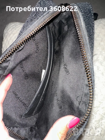 Черна малка чанта Calvin Klein, снимка 5 - Чанти - 51658754