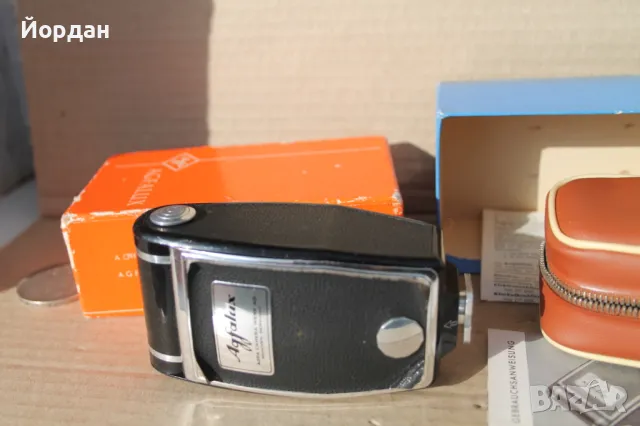 Немска светкавица за фото апарат ''Agfalux'' с калъф, снимка 4 - Антикварни и старинни предмети - 49546857