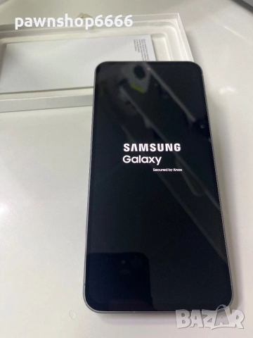 Samsung A56 НОВ не използван телефон 128GB Graphite, снимка 4 - Samsung - 52570743