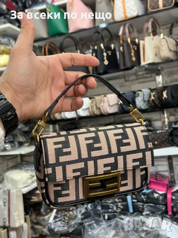 Fendi Дамска Чанта - 18 х 10 см. Мини Код D1757, снимка 6 - Чанти - 48938734