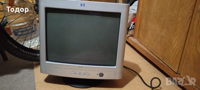 Монитор HP 17 инча 