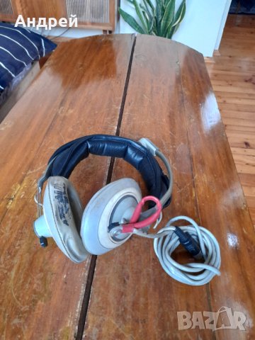 Стари слушалки Tesla ARF 262, снимка 1 - Антикварни и старинни предмети - 43958508