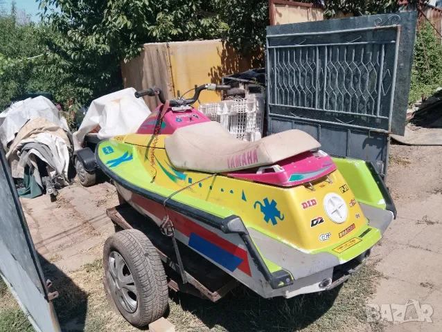 джет yamaha wave runner 650, снимка 2 - Воден транспорт - 47530787