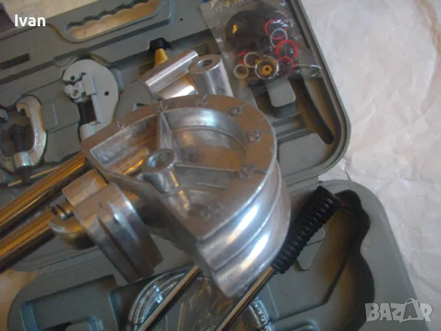 НОВ Ремонтен комплект ръчни инструменти РЕМОНТ ТРЪБНИ ИНСТАЛАЦИИ И ВОДОПРЕНОСНА МРЕЖА ВОДОПРОВОДНА, снимка 12 - Други инструменти - 47507107