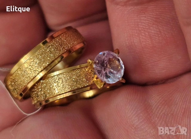 Комплект от два броя пръстени  - Пръстен с цирконии и халка от медицинска стомана в комбинция с мат 