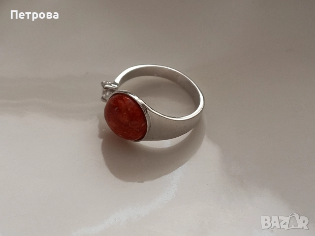 Нов сребърен пръстен с естествен корал и циркон, снимка 3 - Пръстени - 52041110