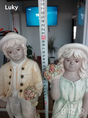 Продавам антикварни и красиви статуетки.Маркировка.Цената е за двете.Тегло 2кг/бр.Вис.-32 и 29 см.., снимка 6 - Колекции - 39880589