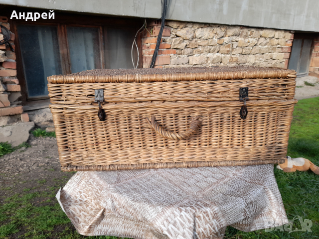 Стар плетен куфар, снимка 5 - Други ценни предмети - 44898519